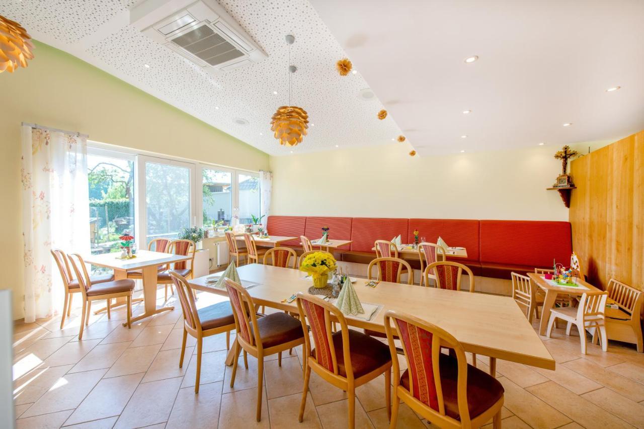 Waldesblick, Hotel-Restaurant Lahr  ภายนอก รูปภาพ