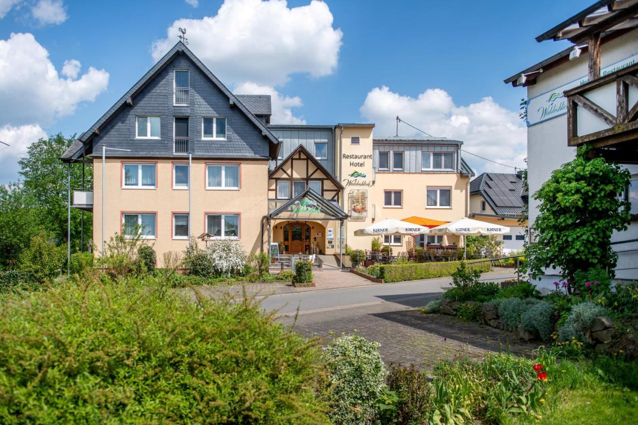Waldesblick, Hotel-Restaurant Lahr  ภายนอก รูปภาพ
