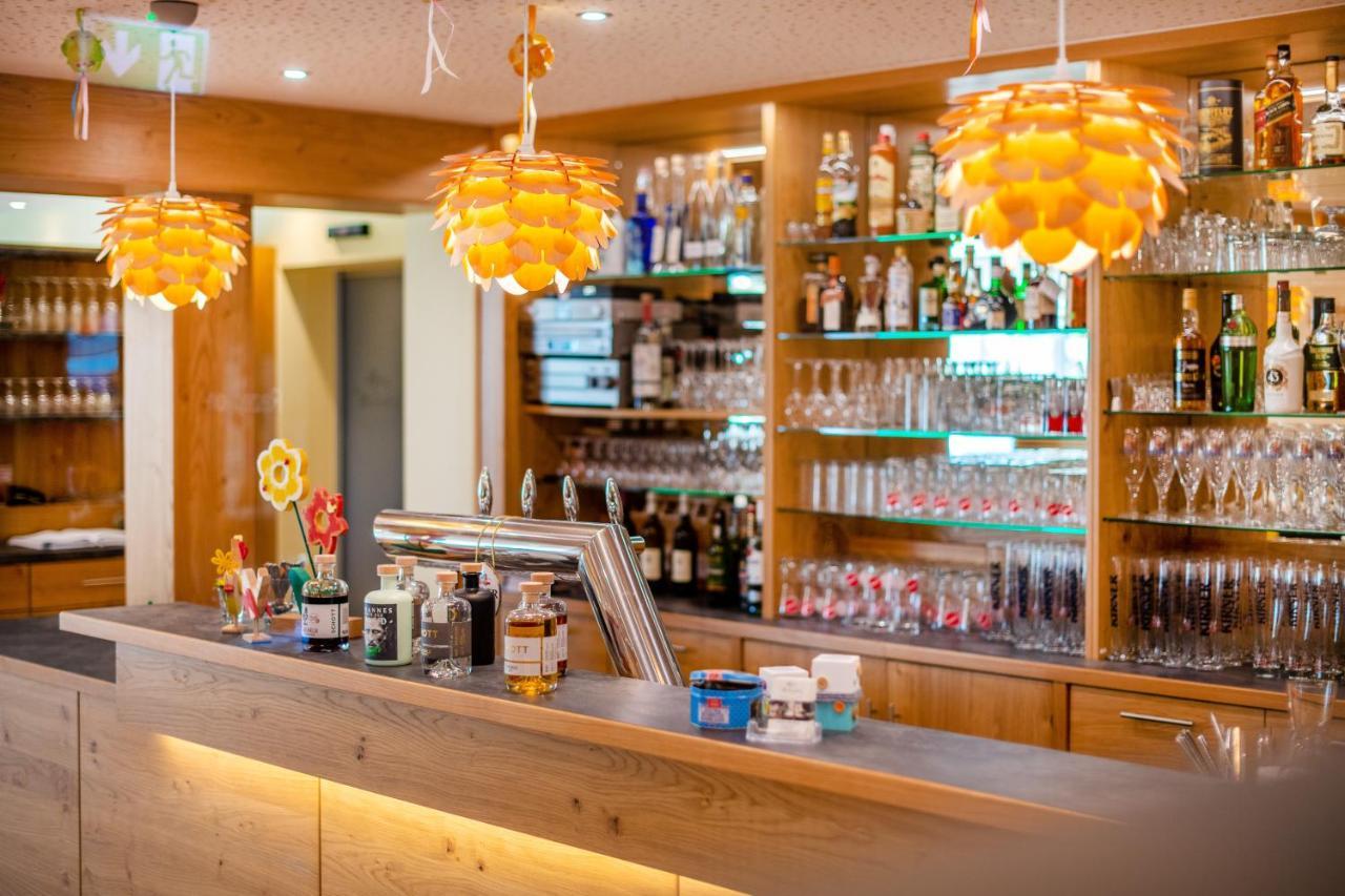Waldesblick, Hotel-Restaurant Lahr  ภายนอก รูปภาพ