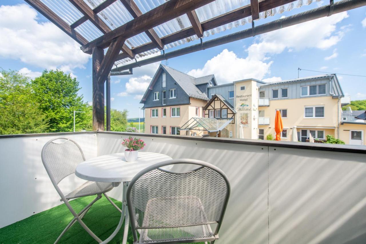 Waldesblick, Hotel-Restaurant Lahr  ภายนอก รูปภาพ