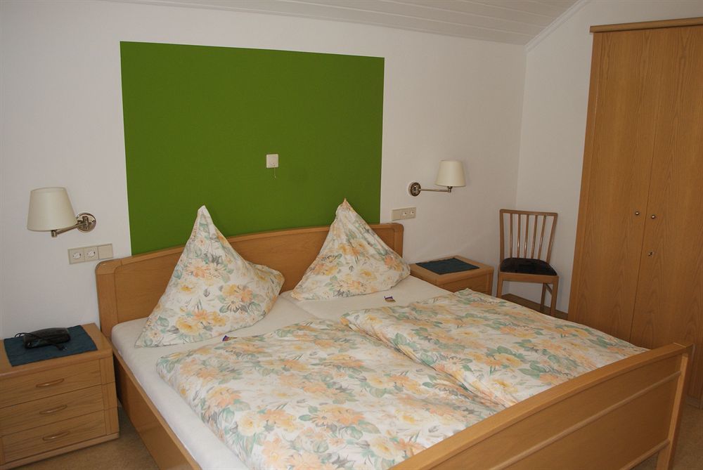 Waldesblick, Hotel-Restaurant Lahr  ภายนอก รูปภาพ