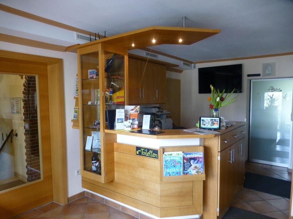 Waldesblick, Hotel-Restaurant Lahr  ภายนอก รูปภาพ